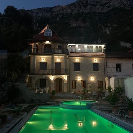 Villa Celaj “The Castle” Krujë Exterior foto