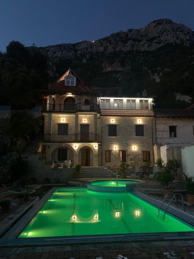 Villa Celaj “The Castle” Krujë Exterior foto
